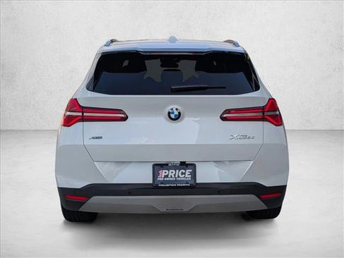 Certified 2025 BMW X3 xDrive30i w/ Premium Package image 7