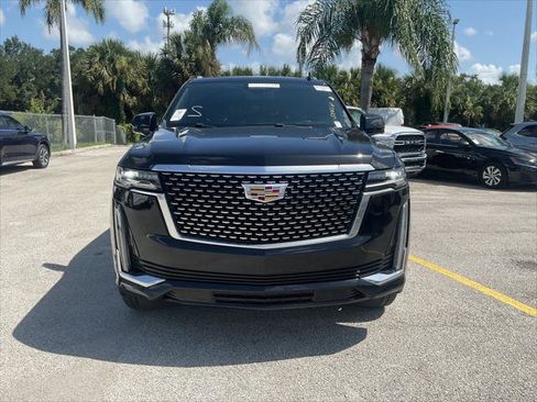 Used 2022 Cadillac Escalade ESV Luxury RWD image 12