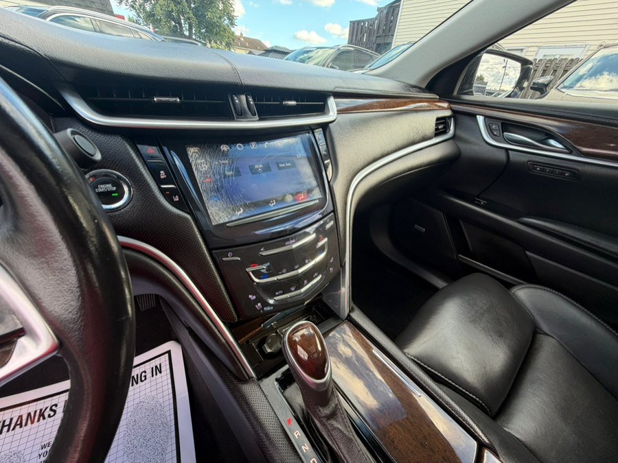 Used 2016 Cadillac XTS Vsport Premium AWD/4WD image 11