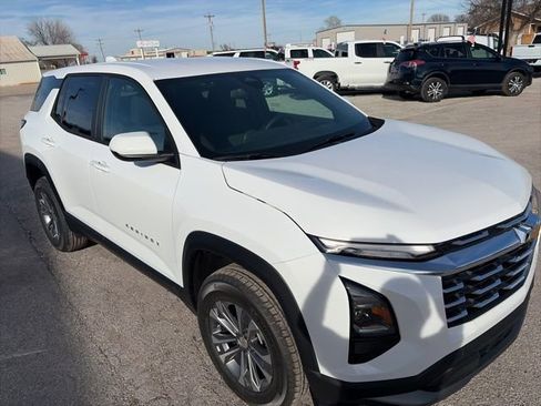 New 2026 Chevrolet Equinox LT AWD/4WD image 5