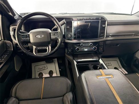 Used 2024 Ford F250 Platinum image 21