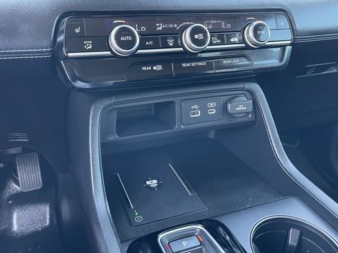 Used 2025 Honda Pilot EX-L image 19