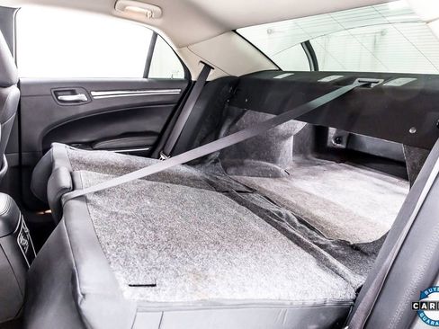 Used 2023 Chrysler 300 Touring w/ Sport Appearance Package image 30