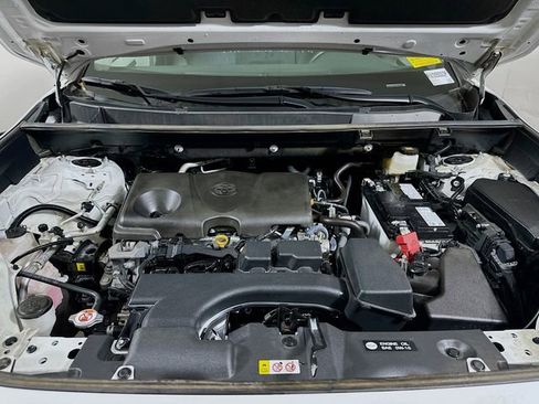 Certified 2024 Toyota RAV4 XLE image 30