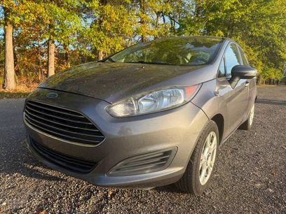 Used 2014 Ford Fiesta SE