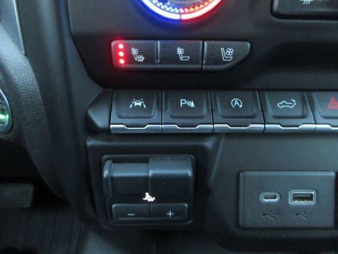 Certified 2020 GMC Sierra 1500 SLT w/ SLT Premium Plus Package image 35