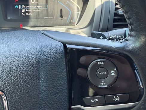 Used 2018 Honda Odyssey Touring image 18