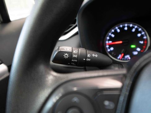 Used 2019 Toyota RAV4 XLE w/ Convenience Package AWD/4WD image 13
