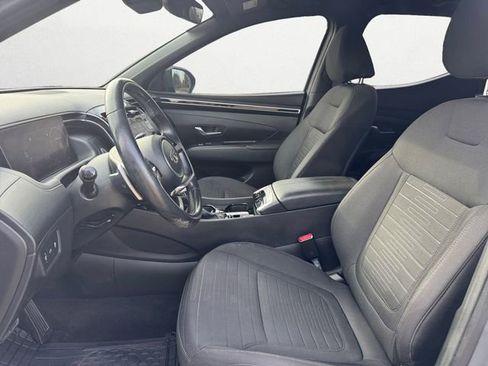 Used 2022 Hyundai Santa Cruz SEL Premium image 9