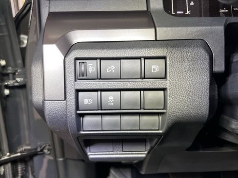 Used 2025 Toyota 4Runner SR5 image 22