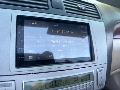Used 2005 Toyota Solara SLE FWD image 25