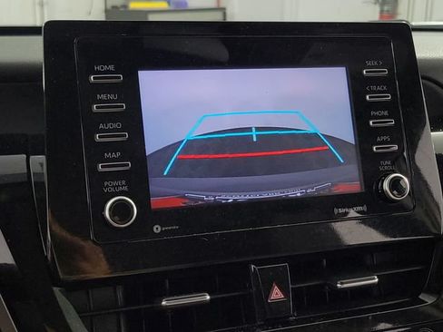 Used 2024 Toyota Camry LE FWD image 18