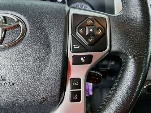 Used 2020 Toyota Tundra SR5 w/ SR5 Leather Package AWD/4WD image 15