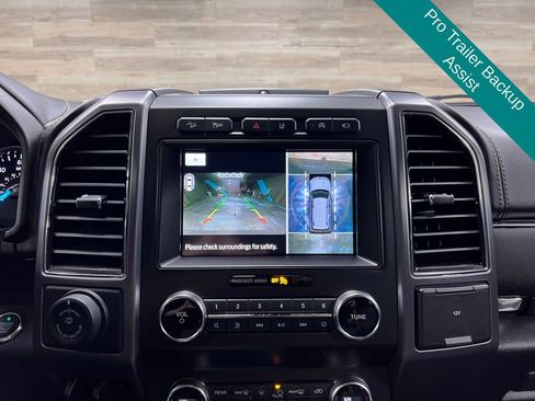 Used 2020 Ford Expedition Platinum image 11