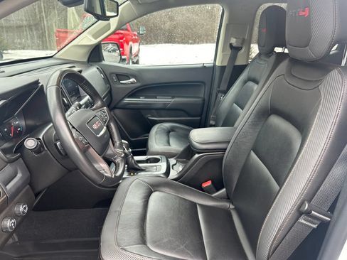 Used 2022 GMC Canyon AT4 w/ Trailering Package AWD/4WD image 11