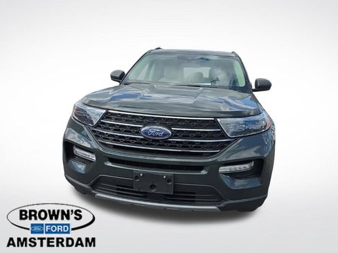 Used 2023 Ford Explorer XLT w/ Equipment Group 202A AWD/4WD image 2