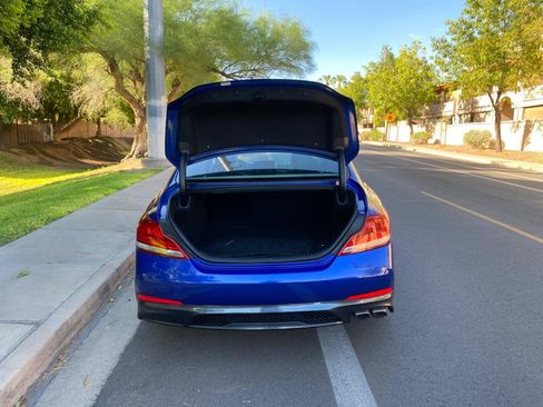 Used 2019 Genesis G70 2.0T Advanced RWD image 8