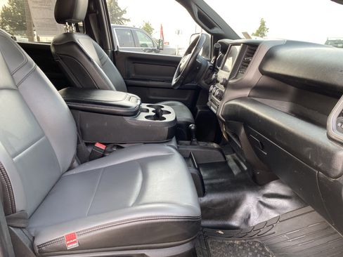 Used 2022 RAM 3500 Tradesman w/ Chrome Appearance Group AWD/4WD image 26