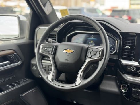 Used 2023 Chevrolet Silverado 1500 High Country w/ High Country Premium Package image 13