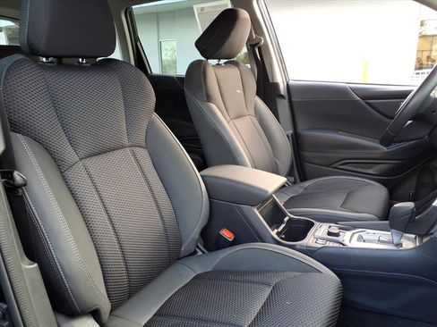 Used 2023 Subaru Forester Premium image 8