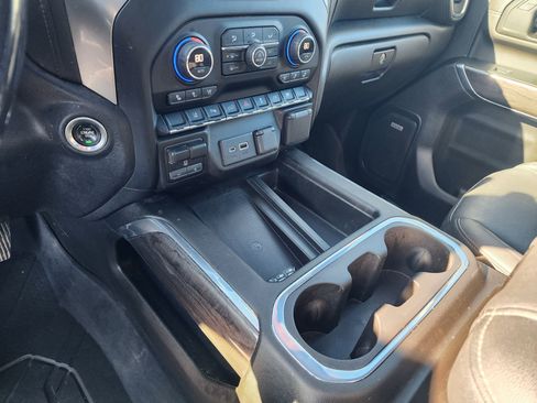 Used 2022 Chevrolet Silverado 3500 LTZ w/ LTZ Convenience Package image 35