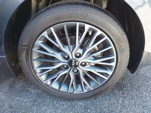 Used 2023 Kia Forte GT-Line w/ GT-Line Technology Package image 40