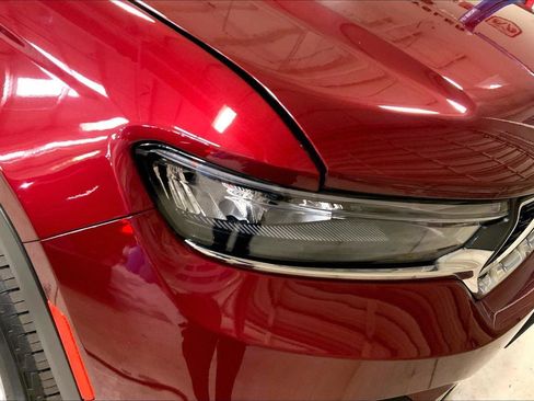 Certified 2025 Jeep Grand Cherokee Laredo X w/ Trailer Tow Package image 28