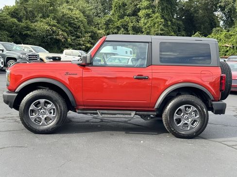 Used 2023 Ford Bronco Big Bend image 3