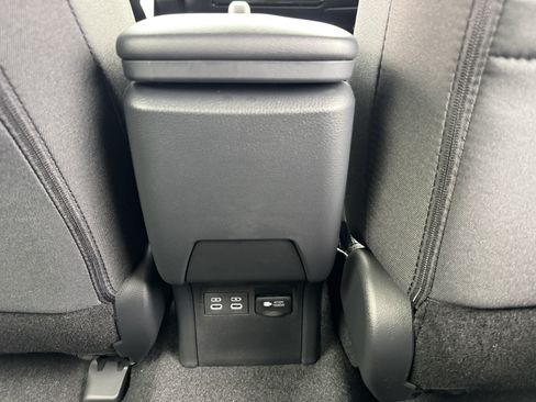 New 2026 Toyota Prius Plug-In Hybrid FWD image 7