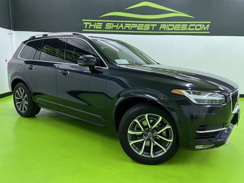 Used 2017 Volvo XC90 T6 Momentum w/ Momentum Plus Package AWD/4WD image 1
