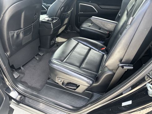 Used 2025 Kia Telluride S AWD/4WD image 26