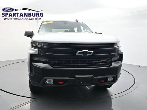 Used 2021 Chevrolet Silverado 1500 LT Trail Boss w/ Bed Protection Package AWD/4WD image 2