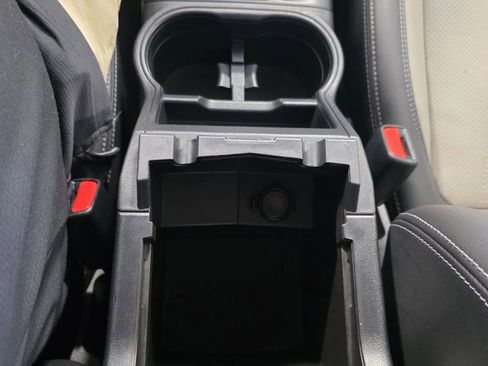 Used 2022 Subaru Forester Limited image 41