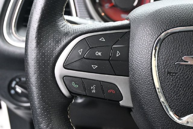 Used 2016 Dodge Challenger SRT Hellcat RWD image 19