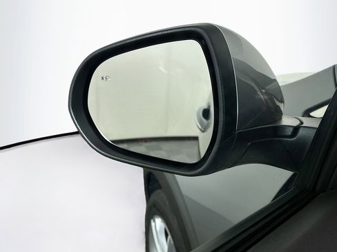 Used 2025 Buick Encore GX Preferred FWD image 16