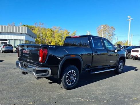 New 2026 GMC Sierra 3500 SLE w/ SLE Value Package image 5