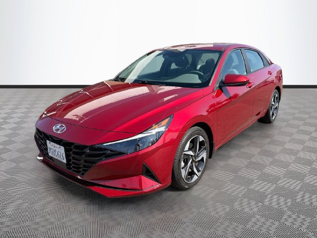 Used 2023 Hyundai Elantra SEL w/ Convenience Package FWD image 3