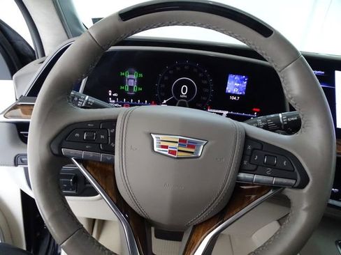 Used 2024 Cadillac Escalade Sport Platinum AWD/4WD image 7