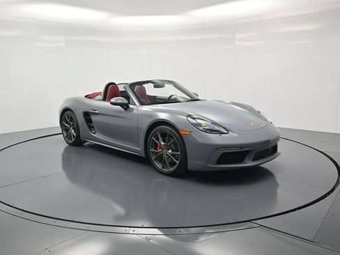 Certified 2024 Porsche 718 Boxster RWD image 42