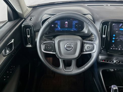 Used 2023 Volvo XC40 B5 Plus w/ Driver Assist Package AWD/4WD image 18