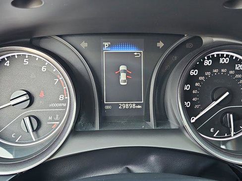 Used 2023 Toyota Camry SE image 18