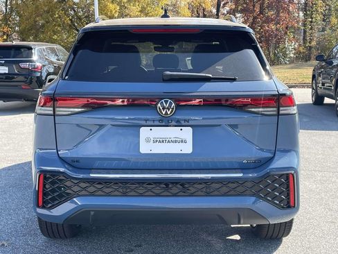 New 2026 Volkswagen Tiguan SE R-Line AWD/4WD image 5