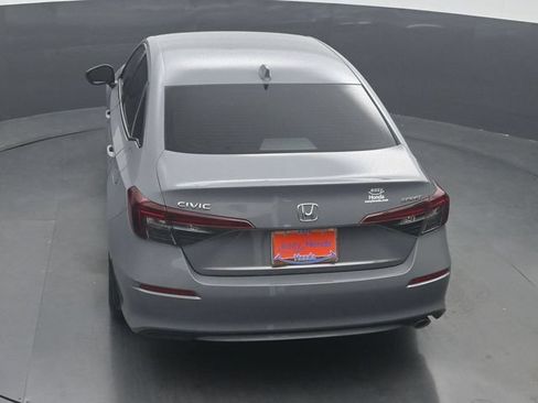 Used 2025 Honda Civic Sport image 24