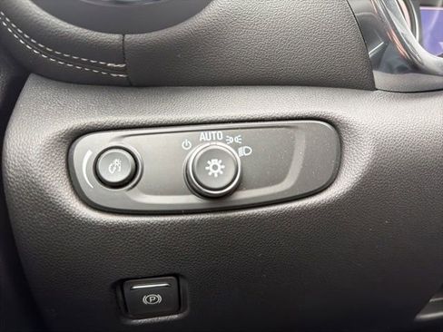 Used 2024 Chevrolet Blazer LT w/ Convenience Package image 39