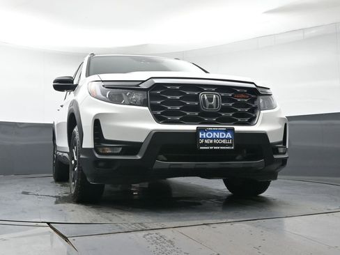 Used 2023 Honda Passport TrailSport image 34