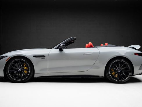 Used 2022 Mercedes-Benz SL 63 AMG 4MATIC image 20