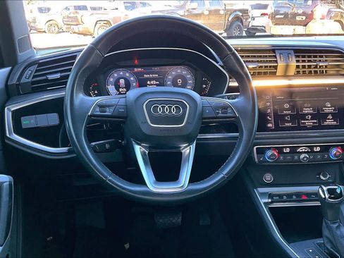 Used 2020 Audi Q3 2.0T Premium w/ Convenience Package image 5