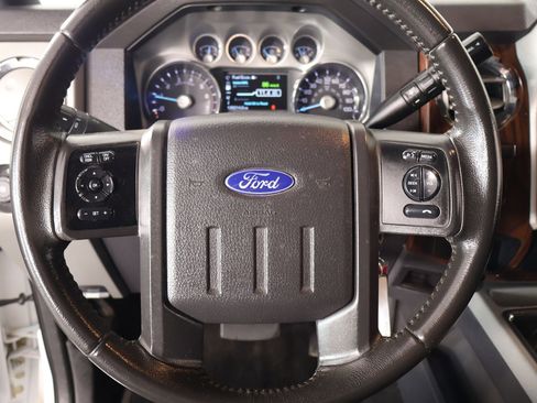 Used 2015 Ford F250 Lariat w/ Chrome Package image 3