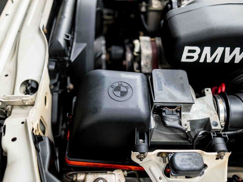 Used 1990 BMW M3 Coupe RWD image 93