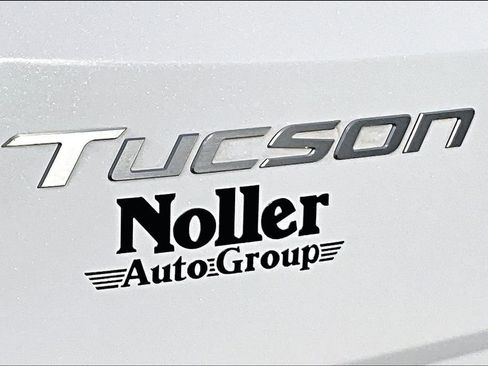 Used 2025 Hyundai Tucson SE image 8